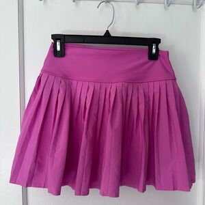 NWOT Abercrombie YPB Vibrant Pink Women's Pleated Skort